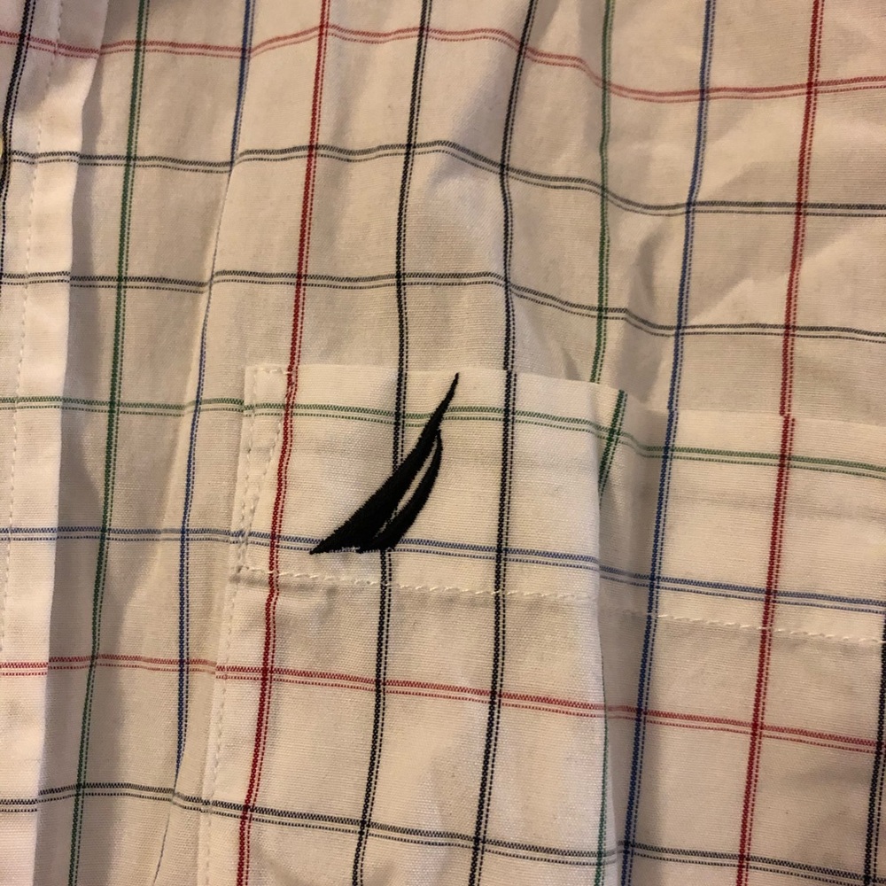 Shirt - Picture 2 of 4
